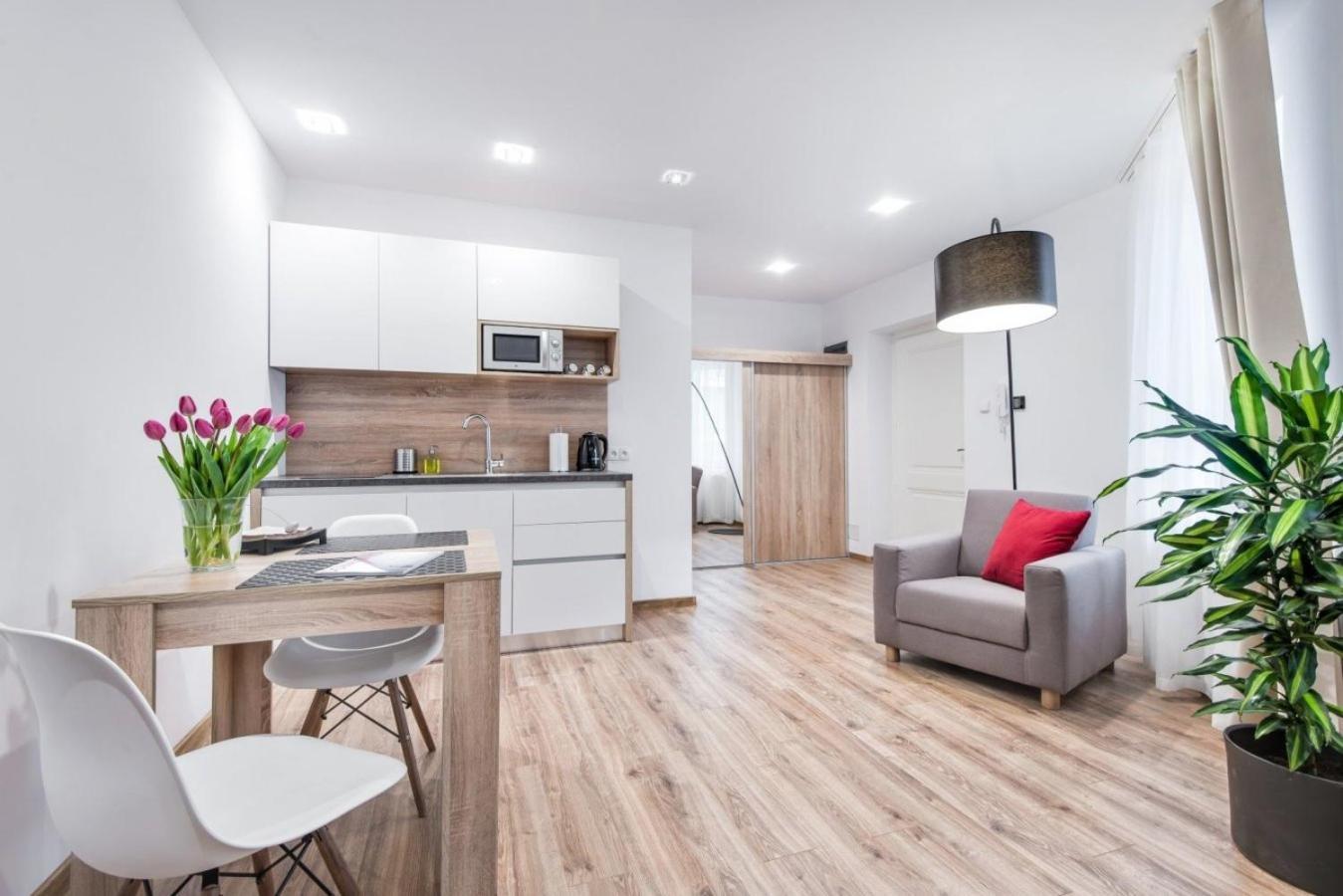 Old Town Apartments - B12 Krakow Luaran gambar